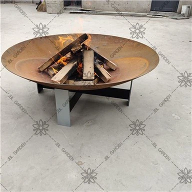 Náttúruleg ryðguð eldgryfja