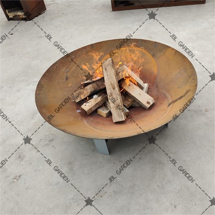 Smokers And Outdoor Fireplaces