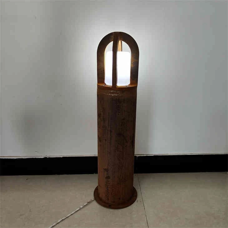 Rust-Finish Corten Steel LED Bollard Lamp Round Shape Column Garden Light suppliers